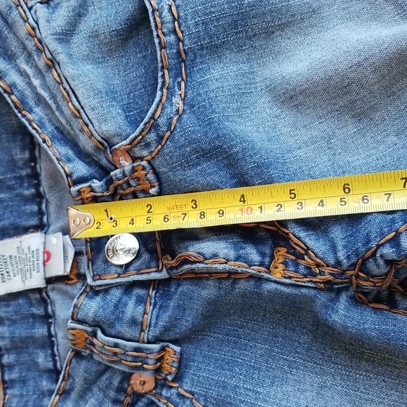 (26W) True Religion Women's Low Rise Slim Fit Jeans Western Distressed - Picture 8 of 11